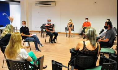 El intendente participó de un encuentro con integrantes del Polo Educativo de San Francisco
